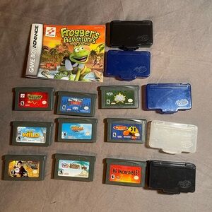 Nintendo Gameboy Advance GBA Lot 9 Cartridges 5 cases 1 booklet